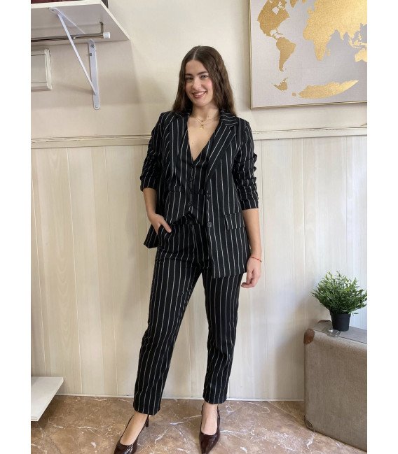 TRAJE TRES PIEZAS RAYA DIPLOMATICA