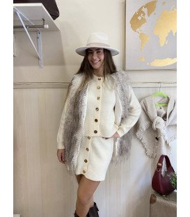 CONJUNTO LANA BOTONES DORADOS