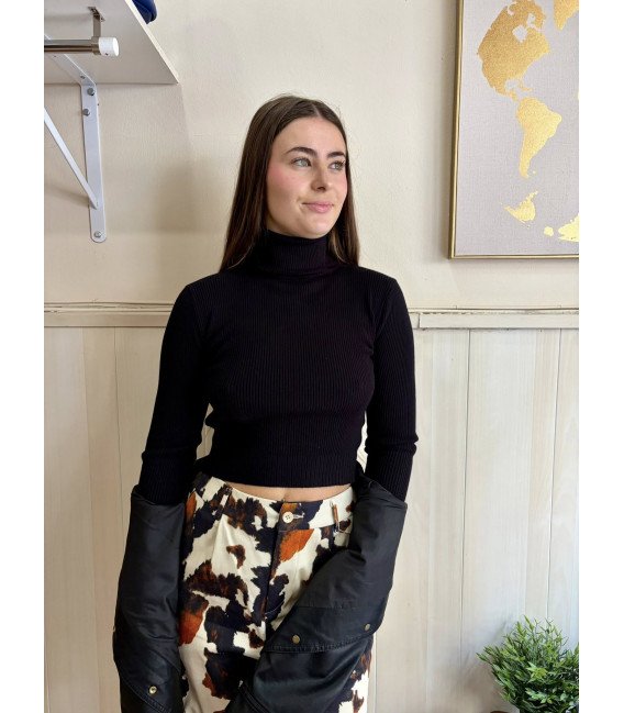 CUELLO VUELTO CANALÉ