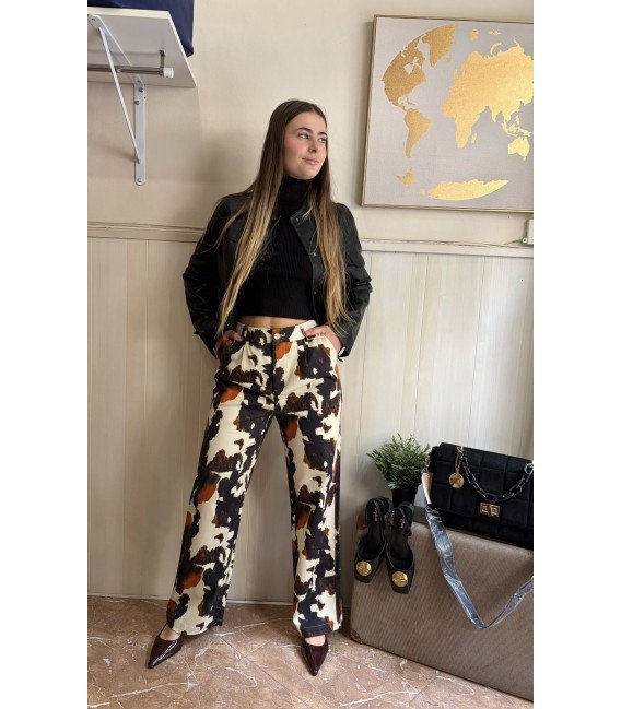 PANTALÓN ESTAMPADO VACA