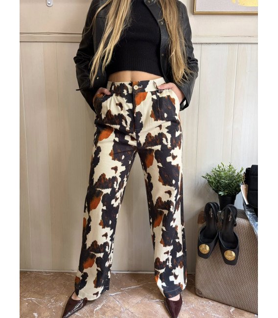 PANTALÓN ESTAMPADO VACA