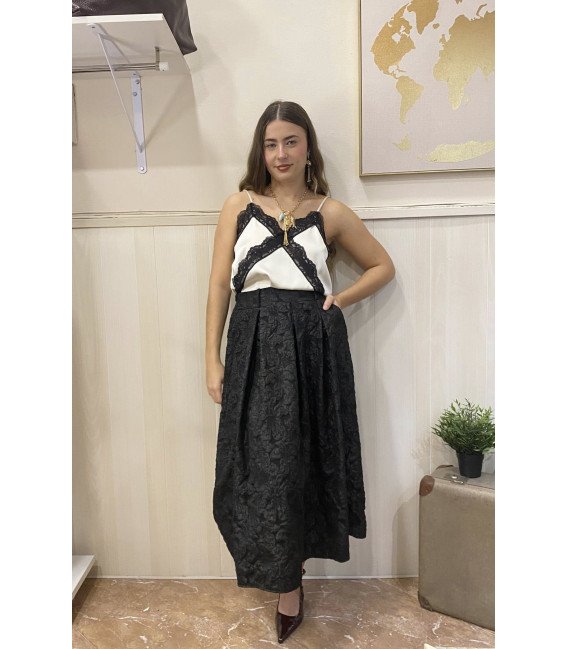 FALDA NEGRA DRAPEADA