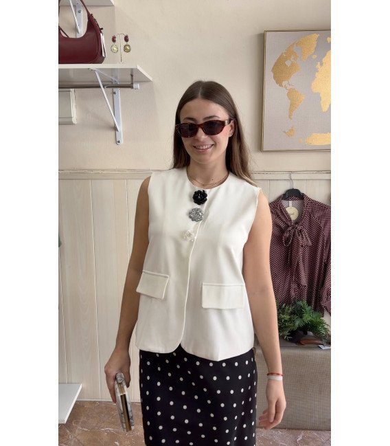 CHALECO BOTONES FLOR